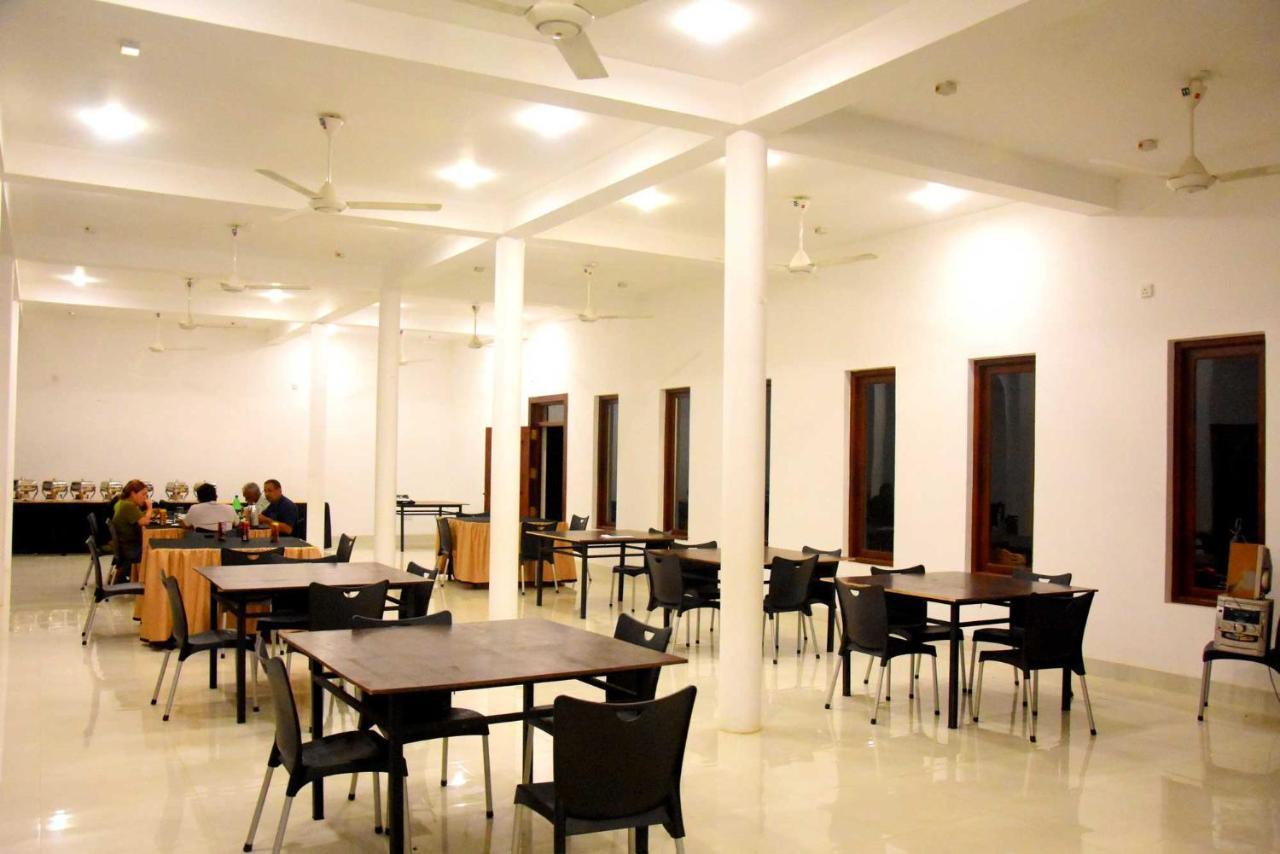 Wingate Hotel Wilgamuwa Wasgamuwa Екстериор снимка